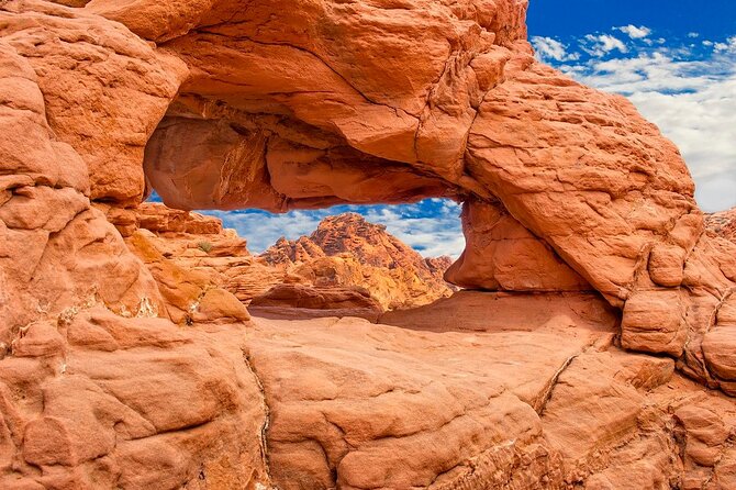 Small Group Valley of Fire Half Day Hiking Tour From Las Vegas - Inclusions and Amenities