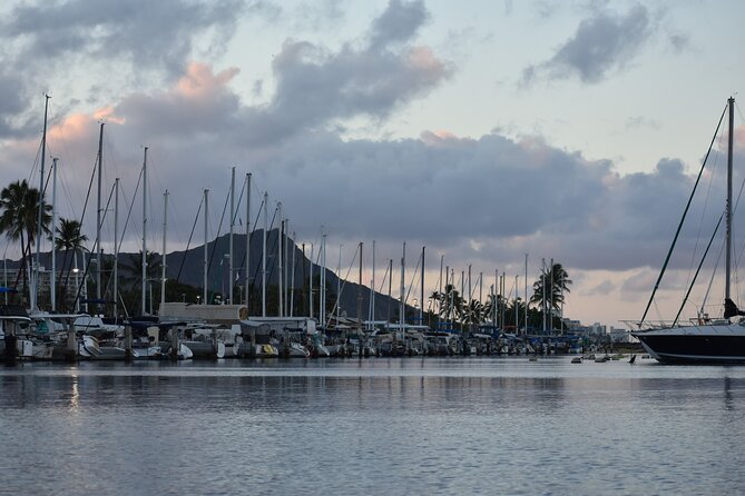 Small Group Venetian Gondola Cruise in Waikiki With Pastries - Specialized Experiences
