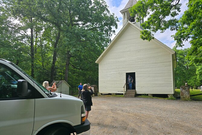 Smoky Mtn Cades Cove, RR/Logging Museum-Foothills Pky Spring Tour - Exploring Cades Cove