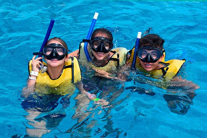 Snorkeling Experience in Cancun - Hands Underwater Museum - Unique Features of the Museum