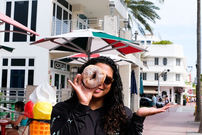 South Beach Sweets Tour: Donuts, Pastelitos, and Patisseries - Inclusions and Accessibility