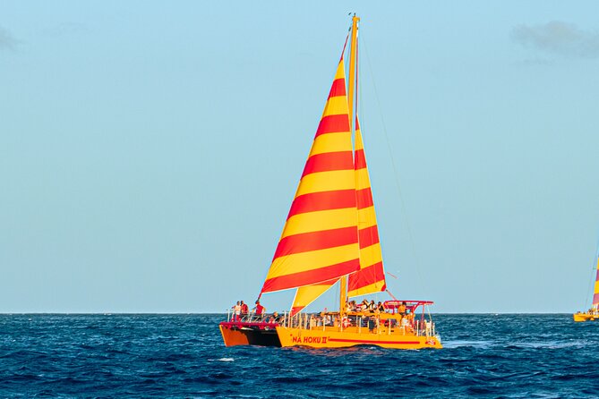 South Shore Open Sail From Kewalo Harbor Including Drinks - Included Amenities and Beverages