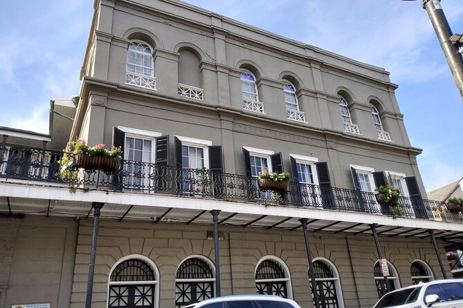 Spooky Spirits Haunted Pub Crawl Review - Questions About Your Stay