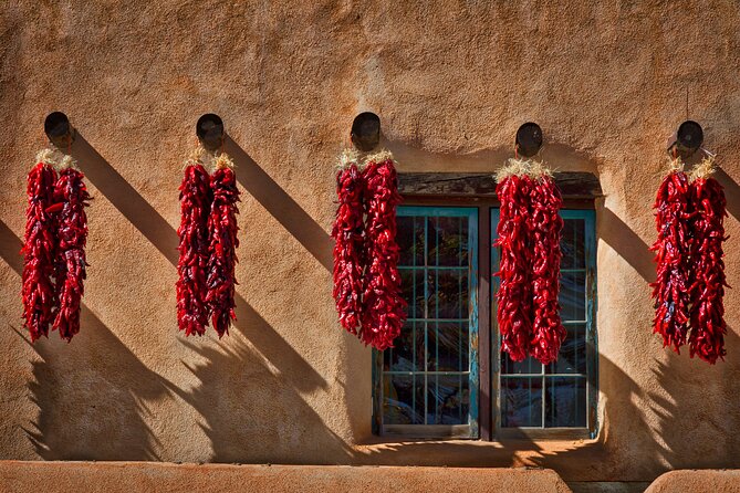 Taos Downtown Self Guided App Walking Tour - Appreciating Local Art and Culture
