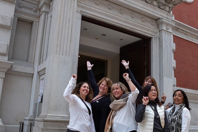 The Art of Stories: A Literary Tour in the Metropolitan Museum - Reviews From Fellow Travelers