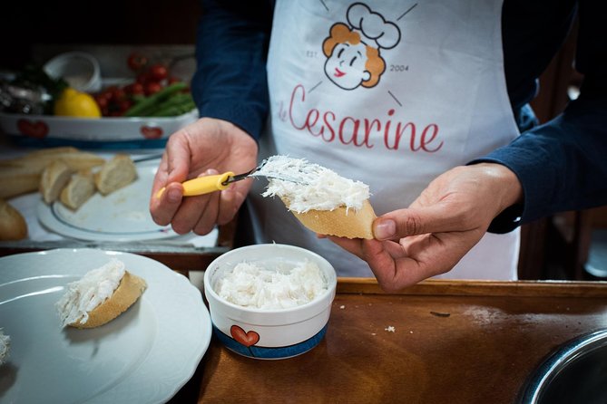The Art of the Italian Aperitivo With a Local: Learn & Enjoy in Mantua - Engaging With a Local Host