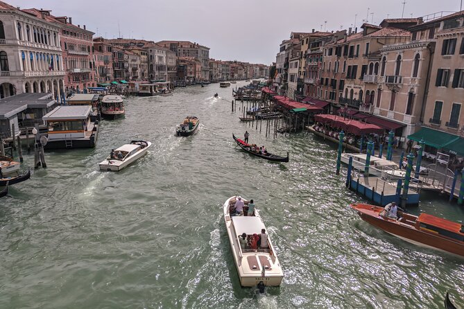 The History of Venice: Rialto and San Marco Private Tour - Tour Accessibility Features