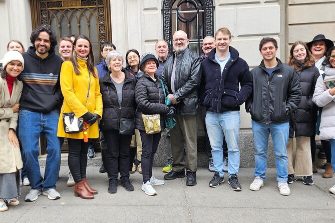 The Outlaws Who Built Manhattan Tour Review - Accessibility and Participation