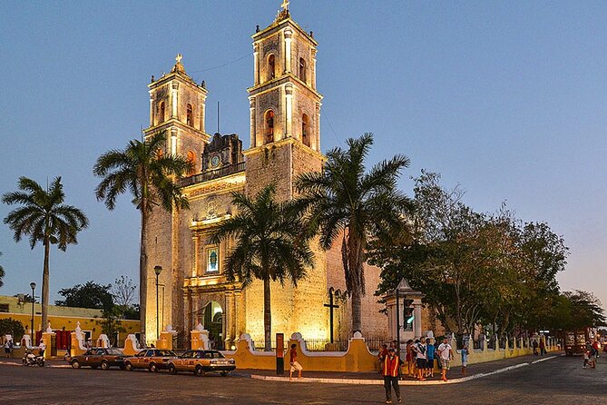 Tour Chichen Itza, 2 Cenotes, and Valladolid From Cancun - Discovering Valladolid