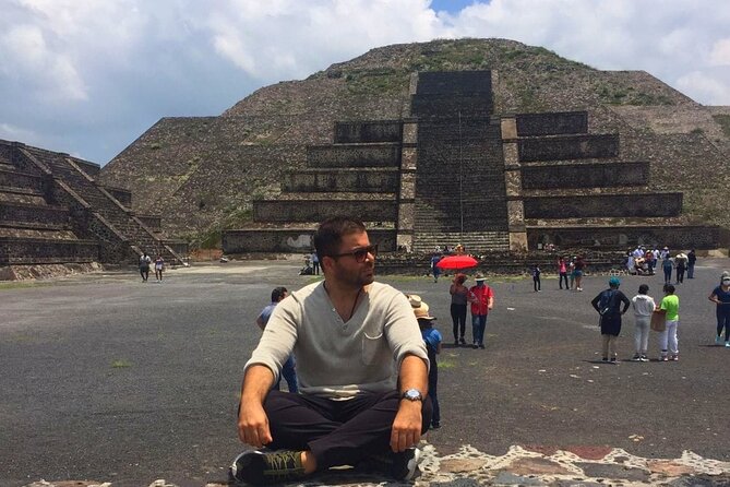 Tour Teotihuacan and Guadalupano Sanctuary - Meeting and Pickup Details