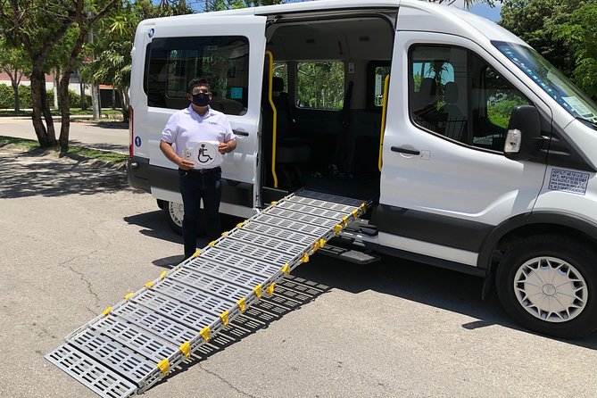Transportation Airport to Hotel in Riviera Maya - Round Trip - Meeting Point at Airport