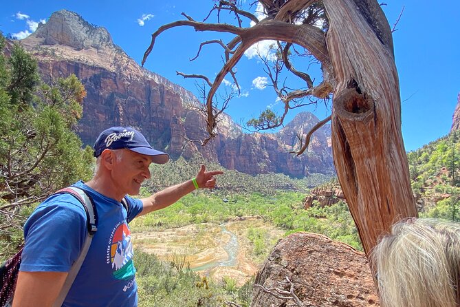 VIP Small Group Guided Photography and Walking Tour of Zion - Experiencing the Old West Town of Springdale