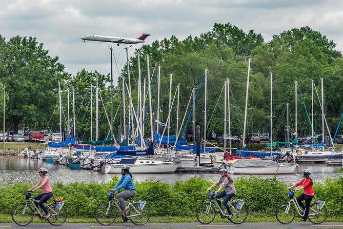 Visit Mount Vernon by Bike: Self-Guided Ride With Optional Boat Cruise Return - Visiting George Washingtons Tomb