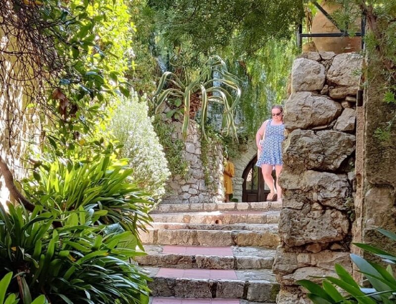 Visit of the Medieval Village of Èze in 1h30 - Provencal Village Charm