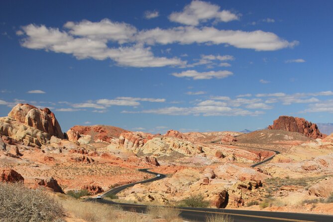 Visit With French Guide of the Valley of Fire - Meeting and Pickup Details