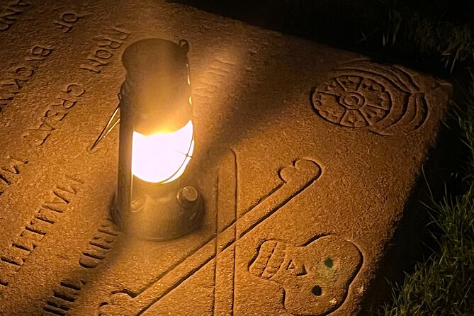 Walking Ghost Tour Through Newport RI - Exploring Newports Spooky History