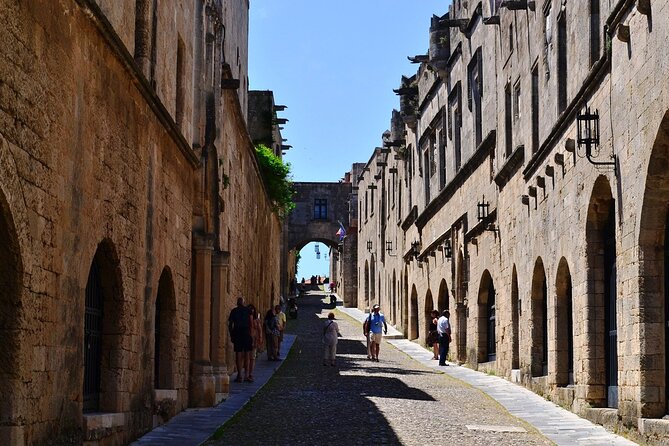 Walking Tour of Rhodes Old and New City + Coffee and Traditional Lunch With Wine - Culinary Experience