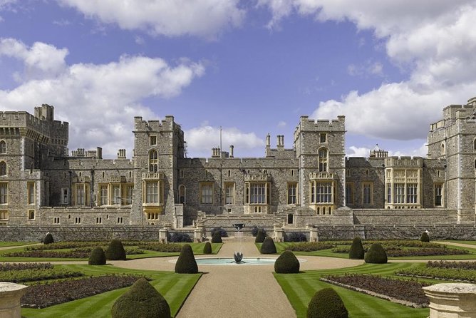 Winsor Your - Full Day - Guided Tour Experience