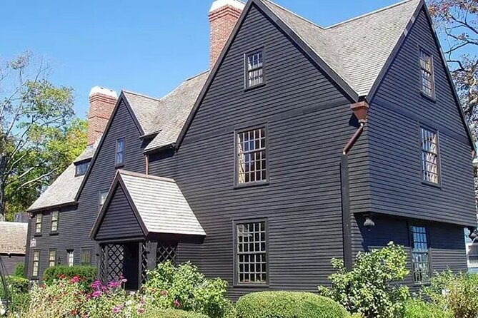 Witch Trials Walking Tour in Salem - Engaging Tour Guides and Experiences
