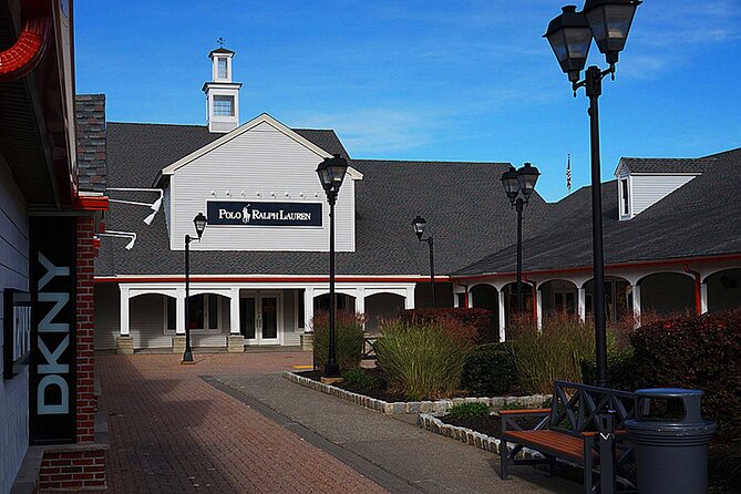 Woodbury Outlets Roundtrip Transfer Review - Potential Drawbacks