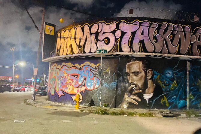 Wynwood Graffiti Golf Cart Tour After Dark - Navigating the Tour in a Golf Cart