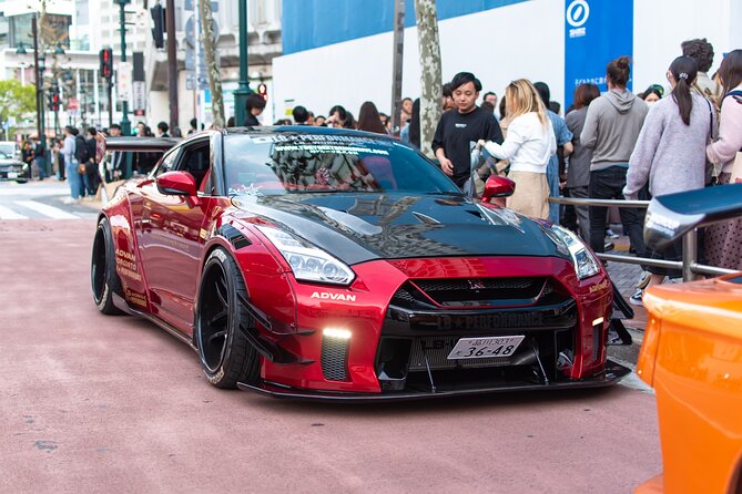 1 Hour Tokyo Tour in Liberty Walk Nissan GTR - Experience the Thrill of a Liberty Walk Nissan GTR