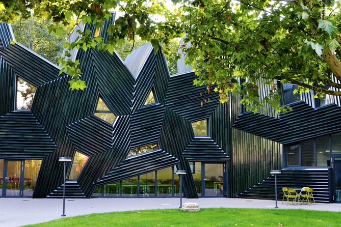 2 Hour Private Guided Walking Tour: Modern Mainz - Cultural and Artistic Attractions