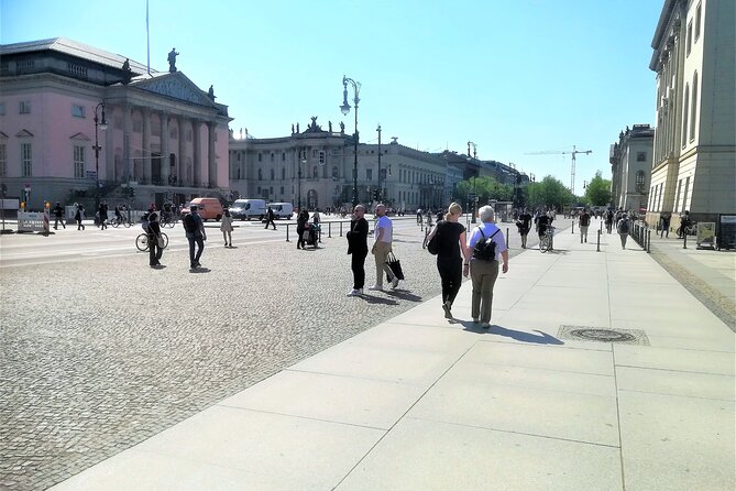 3 Days Private Guide Berlin -By Walking and Public Transport - Customization and Flexibility of the Tour