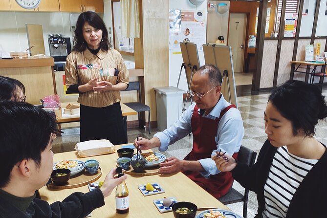 3 Hour Japanese Pressed Sushi Cooking Class - Accessibility and Public Transport