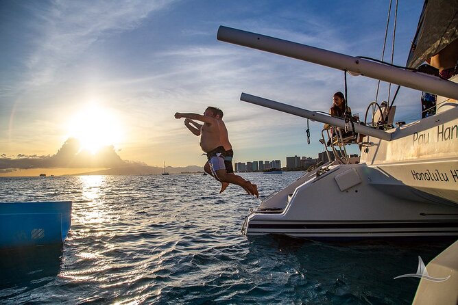3 Hour Luxury Private Sailing Catamaran in Waikiki - What to Expect on Your Sailing Adventure