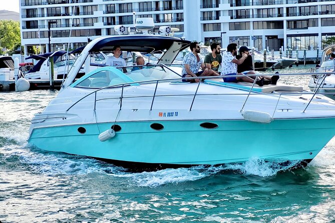37ft Private Captained Yacht Rental - Up to 13 Happy Guests - Unique Features of the Yacht