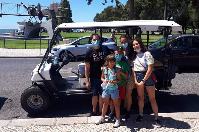 4-Hour Bohemian Maneuver Private Tuk Tuk Tour in Lisbon - Tour Experience