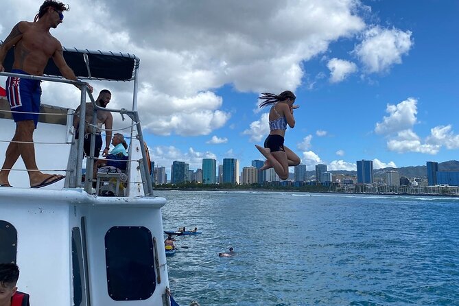 5 in 1 Deluxe Cruise: Turtle Snorkeling, Activities and Pick-Up - Exploring the Catamaran Adventure