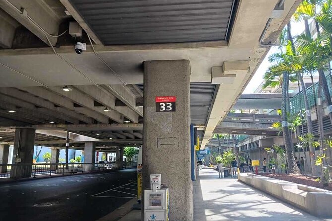 Airport Shuttle - HNL Airport to Waikiki - Convenient Transportation Option