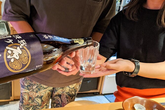 All-You-Can-Drink Sake Tasting Tour in Nagoya - Sake Tasting Experience
