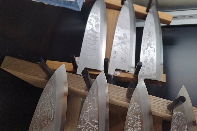 Anime Shopping Tour in Osaka: Figures, Manga, Maid Cafe, Knife - Reviews and Feedback