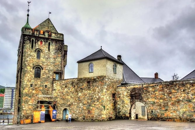 Bergen City Overview Private Walking Tour - Tips for Your Tour