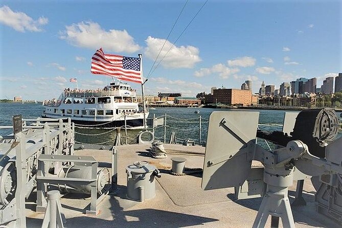 Boston Historic Sightseeing Harbor Cruise With Up-Close View of USS Constitution - Food and Beverage Options