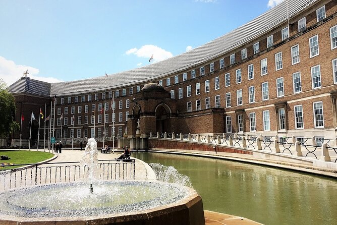 Bristol Airport Transfers: Bristol City to Bristol Airport BRS in Luxury Car - Operational Details