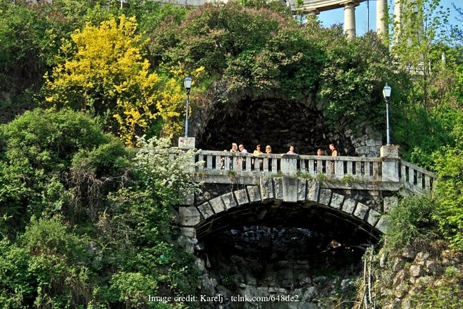Buda Castle District: Private Tour Including Gellért Hill - Tips for Your Visit