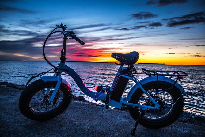 Cave Point and Whitefish Bay Dunes State Park Ebike Rental - Highlights of the Tour