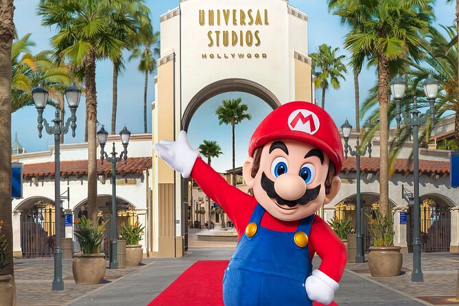 Celebrity Homes Tour & Universal Studios Hollywood + Shuttle - Meeting Point and Transportation Details