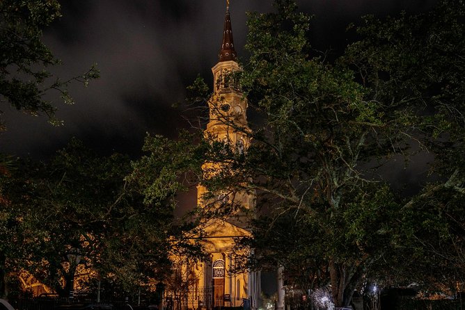 Charleston Terrors: The Ghosts of Pirates and Patriots Past - Pirate Legends and Lore