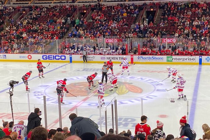 Chicago Blackhawks Ice Hockey Game Ticket at United Center - Reviews and Ratings