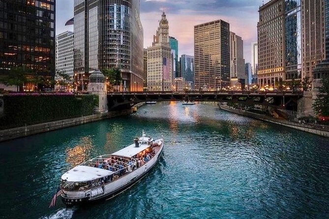 Chicago Luxury Minibus City Tour and Architecture River Cruise - Exploring Chicagos Architectural Marvels by Minibus