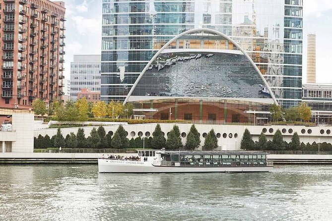 Chicago Premier Plus Brunch Cruise Review - Tour Duration and Dress Code