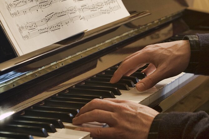 Chopin'S Trail in Warsaw With Skip-The-Line Museum & Concert - Meeting Point and Tour Logistics