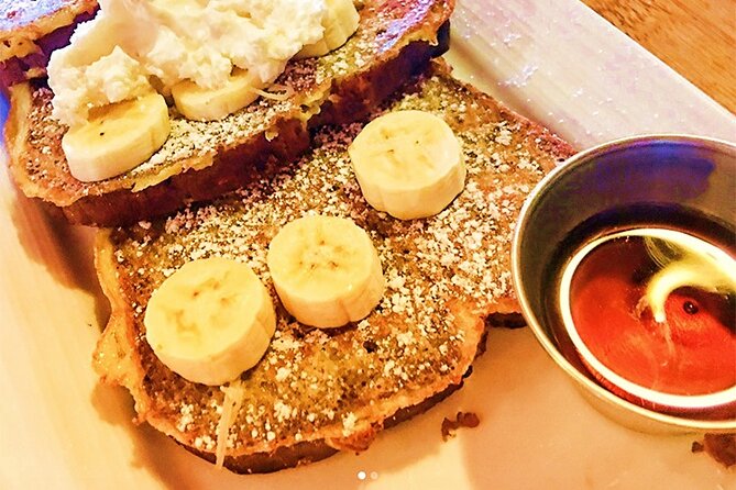 Classic Haleakala Sunrise Tour - Enjoying a Local Breakfast