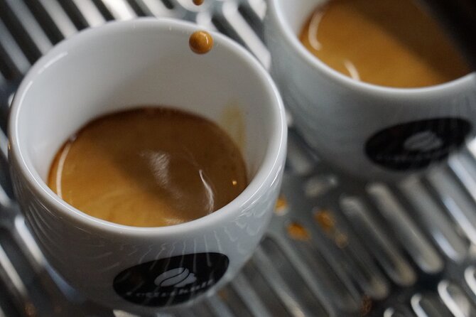 Coffee Tasting & Roastery Tour in Innsbruck - Exploring the Roastery