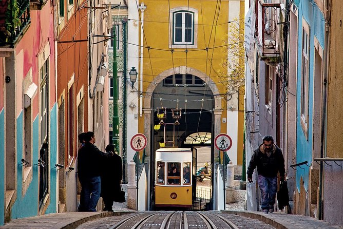 Day Tour Lisbon and Sintra - Exploring Lisbon